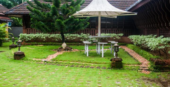 Pagoda Resorts Alappuzha Exteriör bild